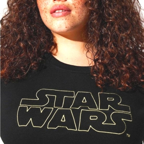 ❤️NWT VINTAGE TORRID SWEATER STAR WARS LOGO LUKE LEIA SHORT SLEEVES EMBROIDERED - Picture 2 of 16